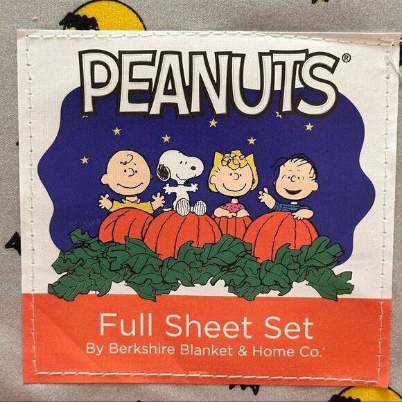 Peanuts Snoopy Halloween full sheet set - Picture 2 of 9